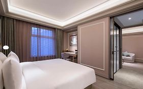Mercure Jinqiao Hotell 4*